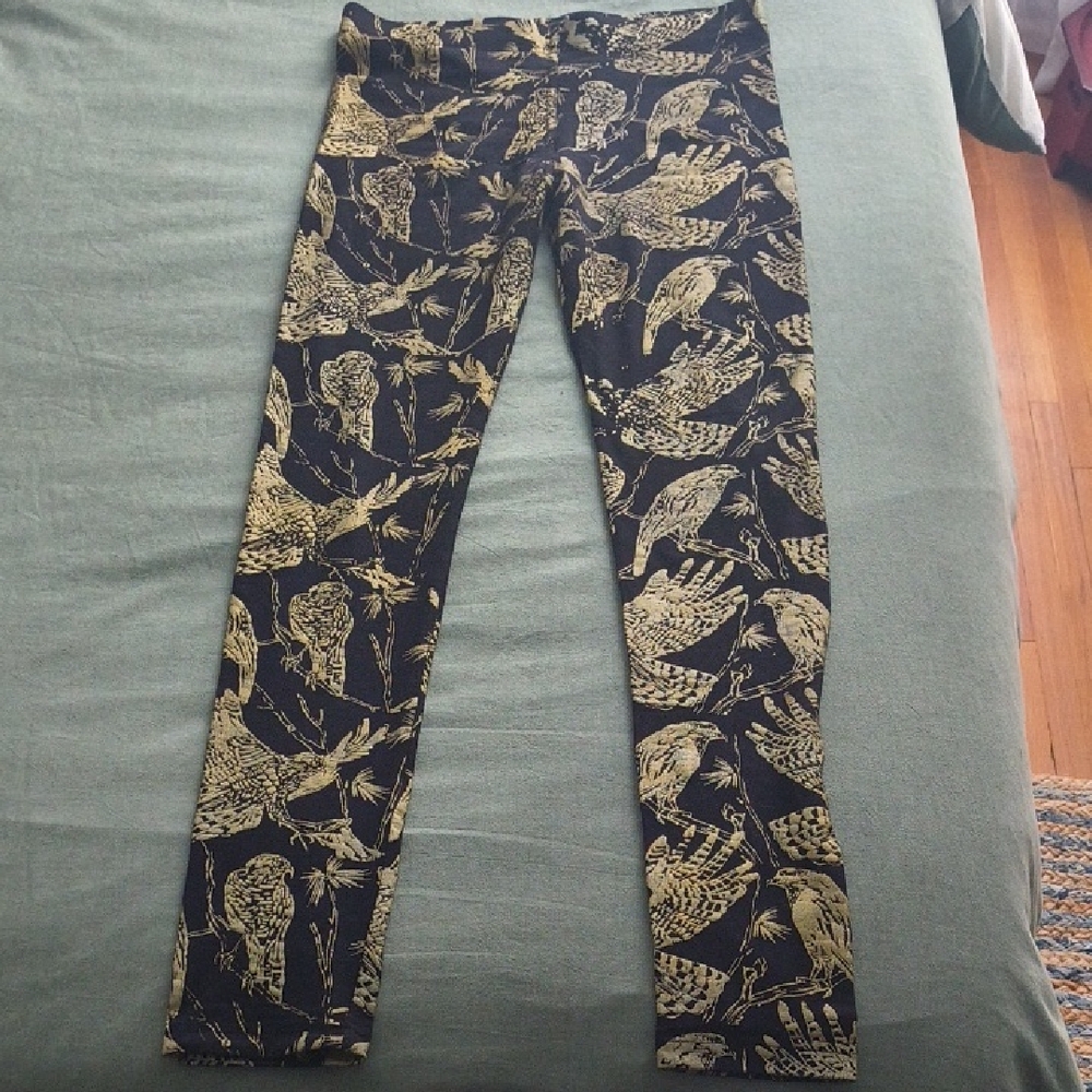 Thief And Bandit Leggings